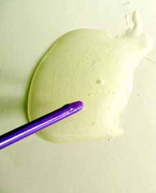 Mix the epoxy resin thoroughly